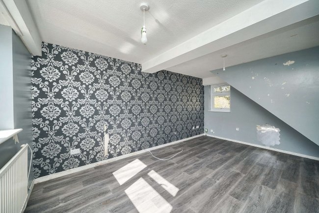 30 Pilgrims Way, Andover, Hampshire, SP10 5HW 9