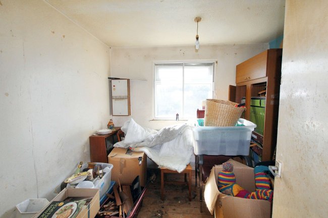 24 Peckforton Walk, Wilmslow, SK9 2NX 6