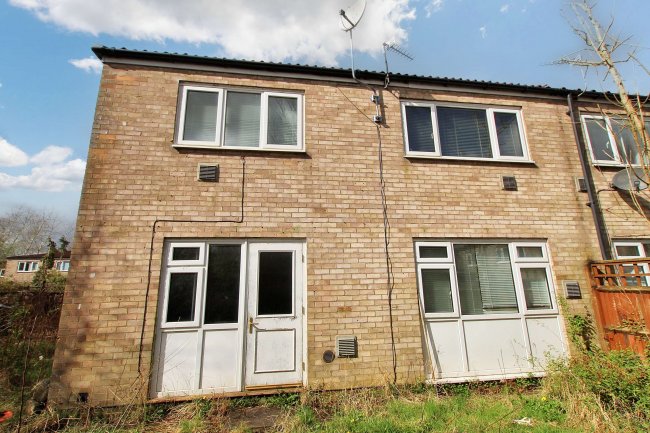 24 Peckforton Walk, Wilmslow, SK9 2NX 6