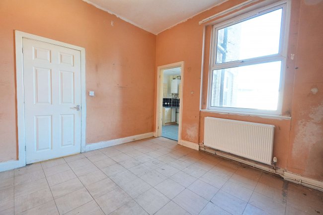 15 Seafield Road, Wirral, CH62 1EQ 3