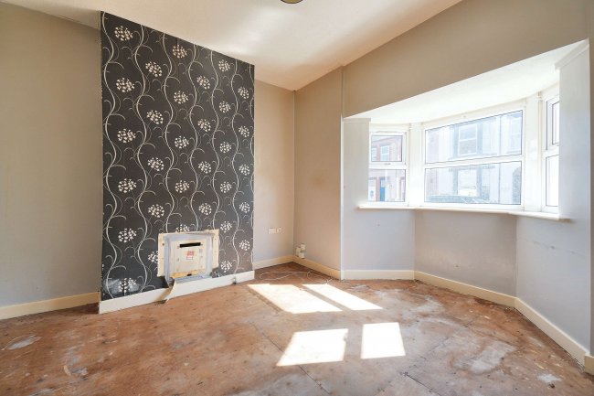 15 Seafield Road, Wirral, CH62 1EQ 3