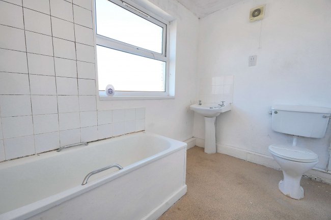 15 Seafield Road, Wirral, CH62 1EQ 3