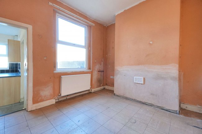 15 Seafield Road, Wirral, CH62 1EQ 3