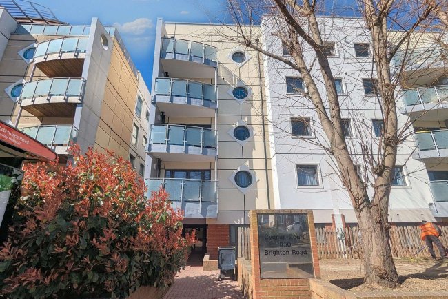 Flat 15, Cygnus Court, 850 Brighton Road, Purley, CR8 2FB 10