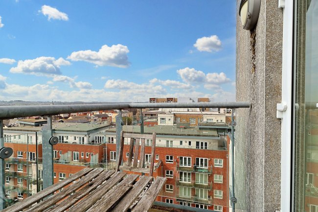 Flat 48, Oceana Boulevard, Briton Street, Southampton, SO14 3HU 9