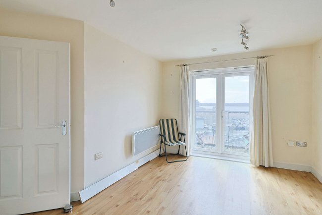 Flat 48, Oceana Boulevard, Briton Street, Southampton, SO14 3HU 9