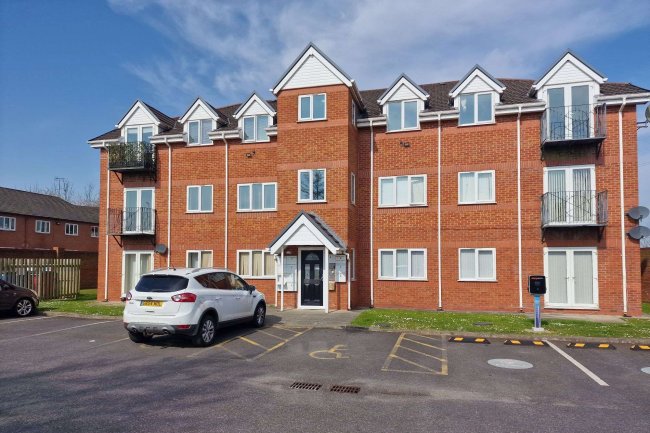 10 Oakleigh Court, Boston Avenue, Runcorn, Cheshire WA7 5WN 6