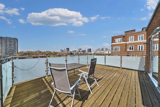 15 Hepburn House, 112 Marsham Street, Westminster, London SW1P 4HW 7