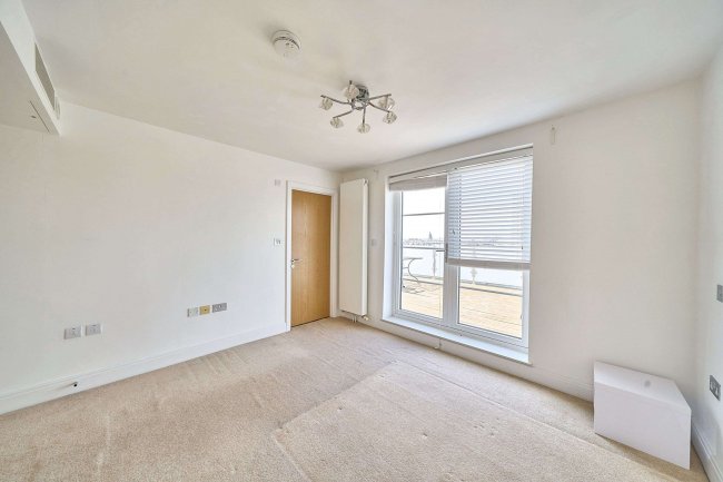 15 Hepburn House, 112 Marsham Street, Westminster, London SW1P 4HW 7