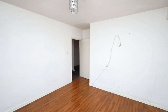 114A Barons Court Road, Barons Court, London W14 9DX 9