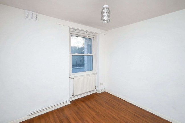 114A Barons Court Road, Barons Court, London W14 9DX 9