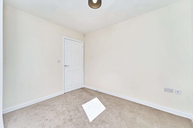 Flat 4 Lee Court, 4 Torrent Close, Tamworth, Staffordshire, B77 5GE 4