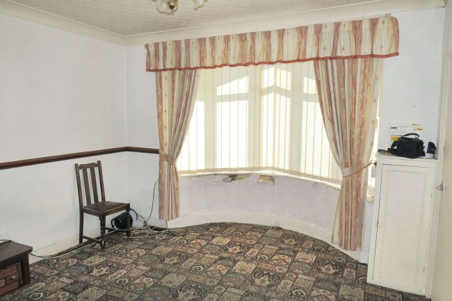 39 Ellesmere Road, Blackpool, Lancashire, FY4 3DH 8