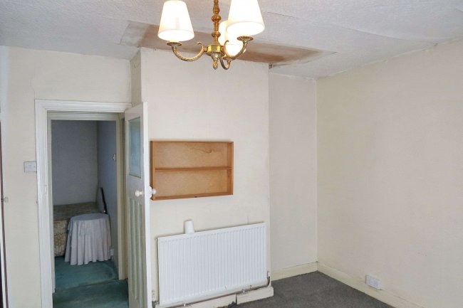 39 Ellesmere Road, Blackpool, Lancashire, FY4 3DH 8