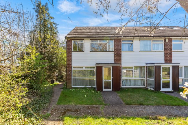 3 Athena Place, The Drive, Northwood, Middlesex, HA6 1HG 3