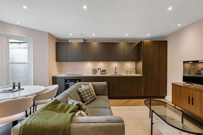 Flat 1 Warkworth Lodge, 10 Warkworth Terrace, Cambridge CB1 1EB 4