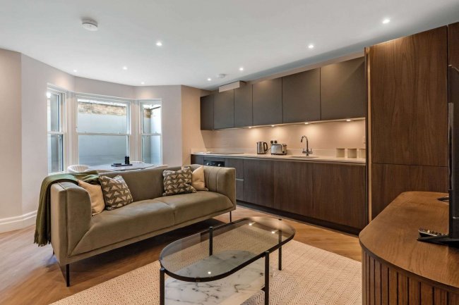 Flat 1 Warkworth Lodge, 10 Warkworth Terrace, Cambridge CB1 1EB 4