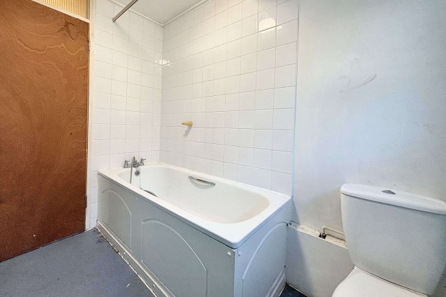 3 Russells Ride, Cheshunt, Waltham Cross, EN8 8TS 1