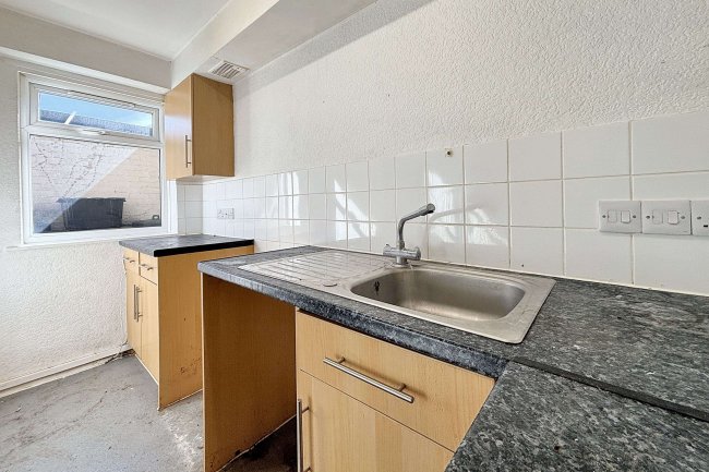 3 Russells Ride, Cheshunt, Waltham Cross, EN8 8TS 1