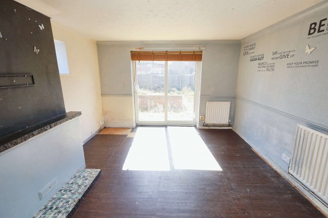 1 The Green, Cheshunt, Waltham Cross, EN8 0HA 9