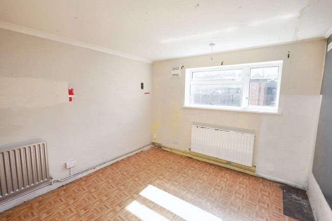 1 The Green, Cheshunt, Waltham Cross, EN8 0HA 9