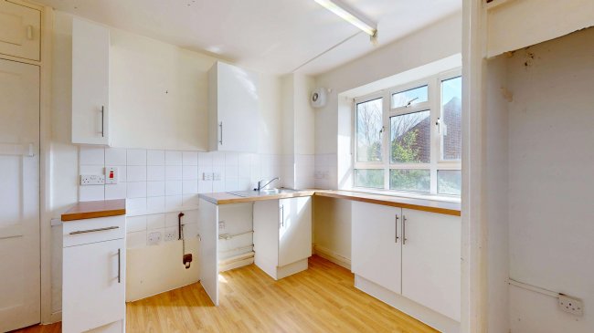 10B Brassey Square, Battersea, London, SW11 5LP 7