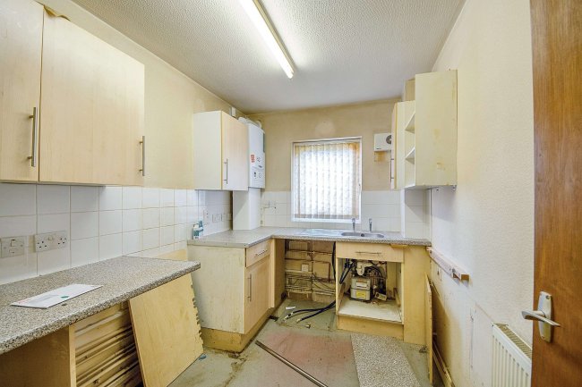 3 Rowan Close, Luton, Bedfordshire, LU1 1JF 3