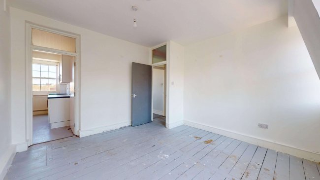 Flat 13, Block H, Peabody Estate, Camberwell Green, Camberwell, London SE5 7BN 9