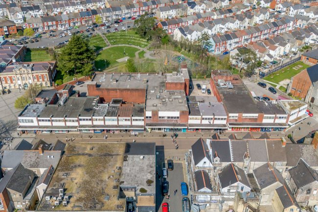 143 Holton Road, Barry, South Glamorgan, CF63 4HP 1