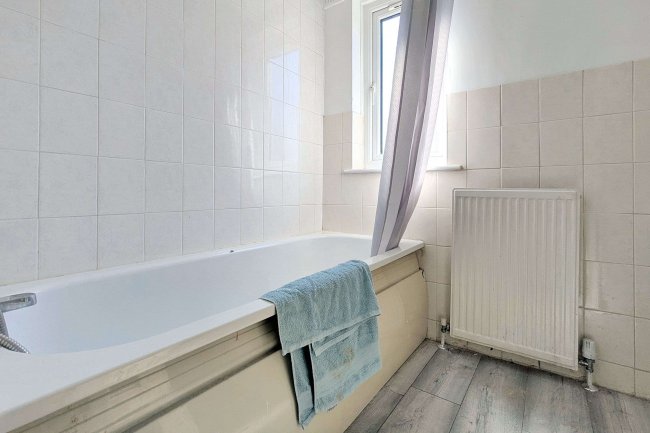 44D Albert Road, South Norwood, London, SE25 4JE 2