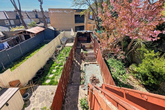 44D Albert Road, South Norwood, London, SE25 4JE 2