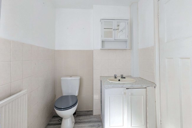 44D Albert Road, South Norwood, London, SE25 4JE 2