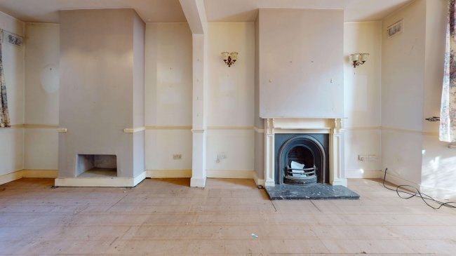 37 Nutbrook Street, Peckham, London, SE15 4JU 3