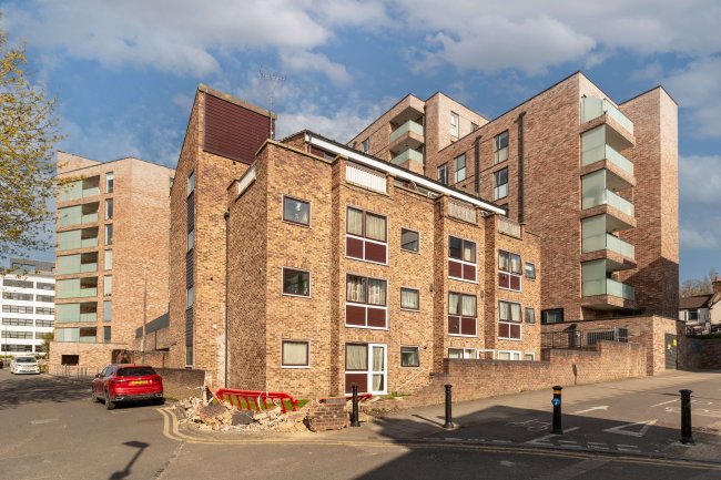 1 Rose Court, Sherwood Road, Harrow, Greater London, HA2 8UU 1