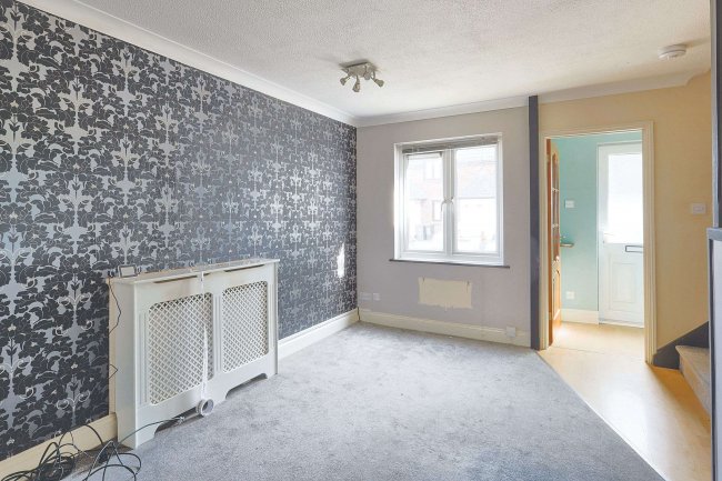 13 Chestnut Walk, Garnetts Lane, Felsted, Essex, CM6 3EJ 7