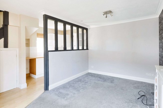 13 Chestnut Walk, Garnetts Lane, Felsted, Essex, CM6 3EJ 7