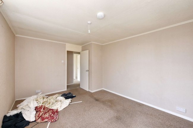 5 Moorfield Way, Great Stukeley, Cambridgeshire, PE28 4AW 2