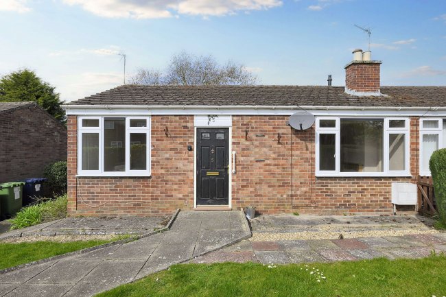 5 Moorfield Way, Great Stukeley, Cambridgeshire, PE28 4AW 2