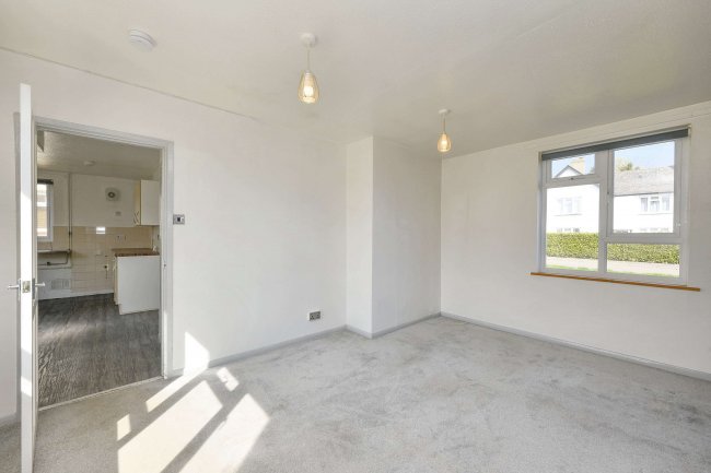 2 Bank Avenue, Somersham, Cambridgeshire, PE28 3DH 3