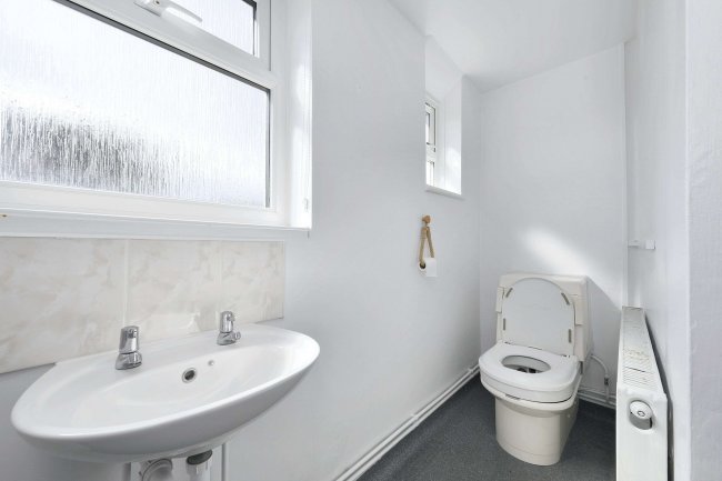 2 Bank Avenue, Somersham, Cambridgeshire, PE28 3DH 3