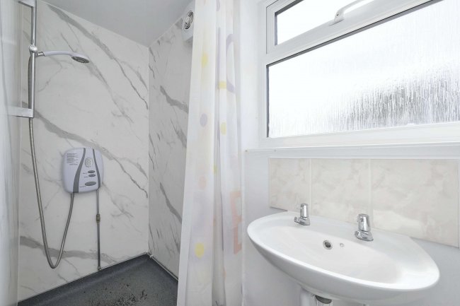 2 Bank Avenue, Somersham, Cambridgeshire, PE28 3DH 3