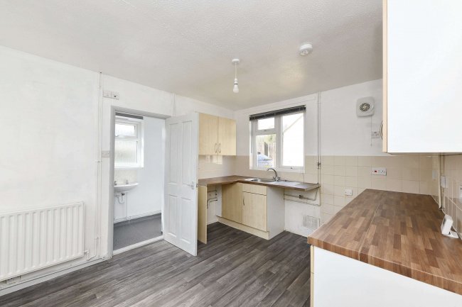 2 Bank Avenue, Somersham, Cambridgeshire, PE28 3DH 3