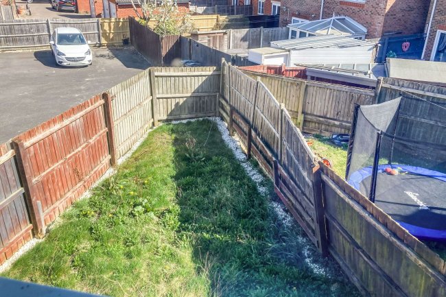 2 Griffin Close, Great Chart, Ashford, Kent, TN23 5GF 1