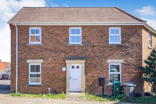 2 Griffin Close, Great Chart, Ashford, Kent, TN23 5GF 1