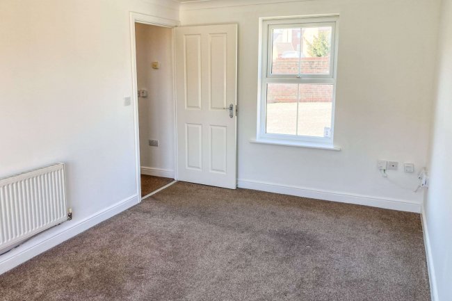 2 Griffin Close, Great Chart, Ashford, Kent, TN23 5GF 1