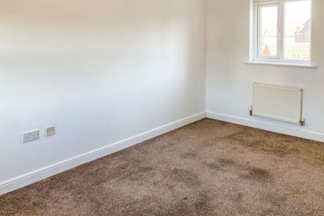 2 Griffin Close, Great Chart, Ashford, Kent, TN23 5GF 1