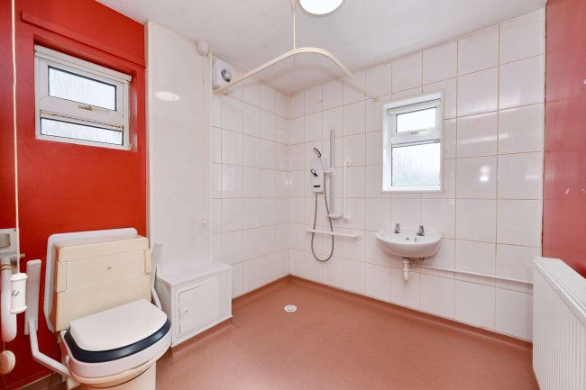 60 Cowper Road, Huntingdon, Cambridgeshire, PE29 1JH 4