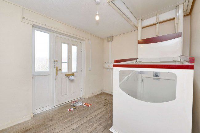 60 Cowper Road, Huntingdon, Cambridgeshire, PE29 1JH 4