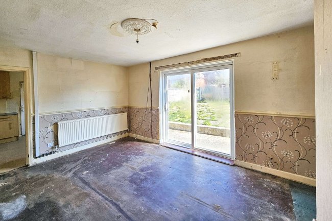 81 Birch Hall Lane, Longsight, Manchester, M13 0XY 7