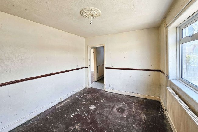 81 Birch Hall Lane, Longsight, Manchester, M13 0XY 7